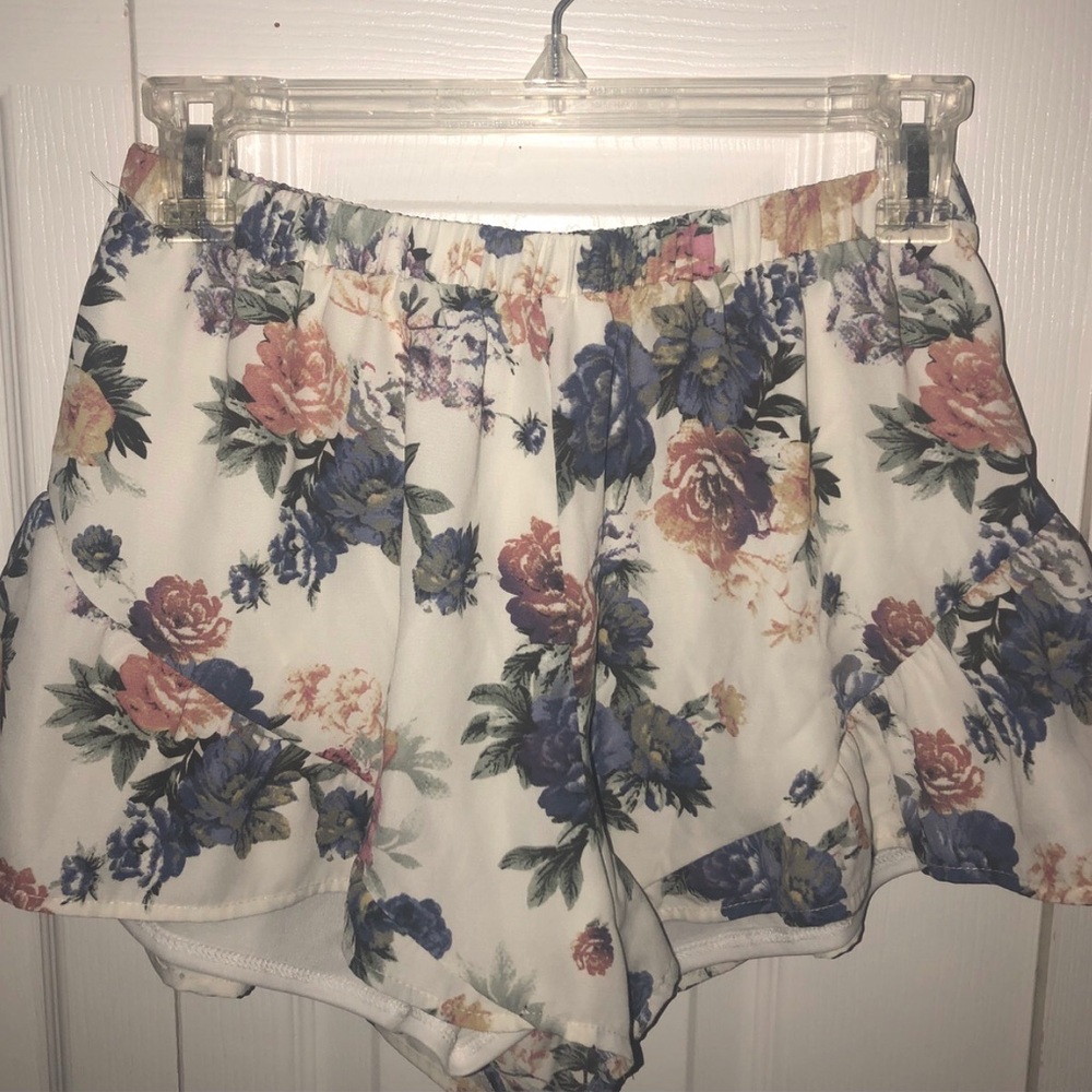 Women’s floral shorts